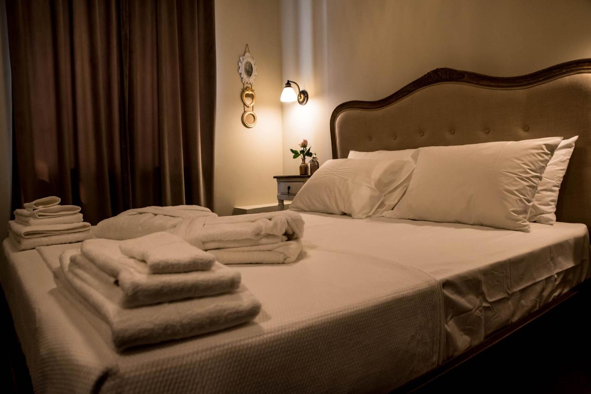 Kyria Boutique House Aparthotel Athens Exterior photo